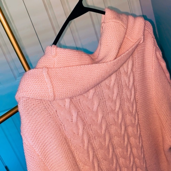Calvin Klein Sweaters - Calvin Klein Pink Sweater Dress!!